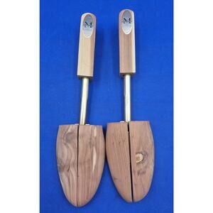 Mens Warehouse Cedar Wood Shoe Tree Stretchers